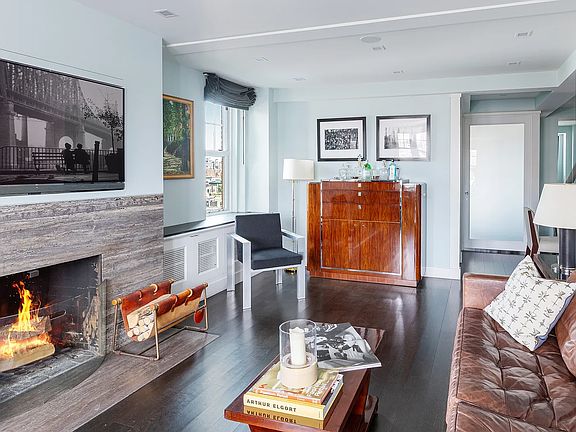 2nd image of 302 W 12th St APT 12A