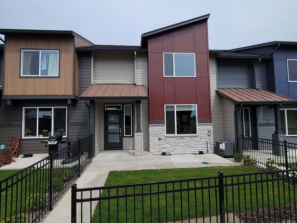 1st image of 10910 NE 119th Pl