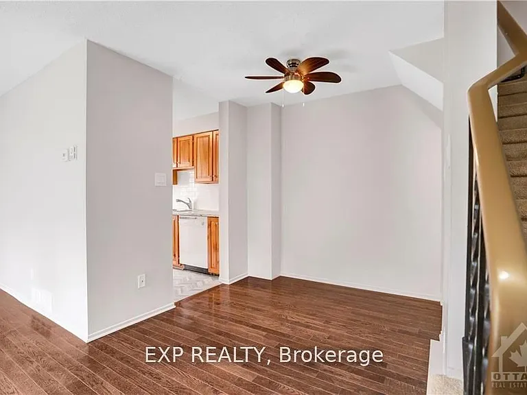 20 Forester Cres #C — Photo 14