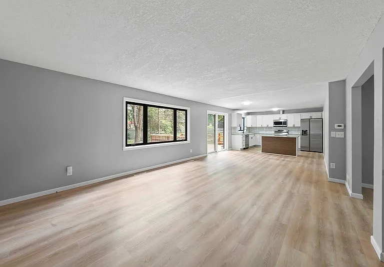 14319 Embry Path — Photo 9