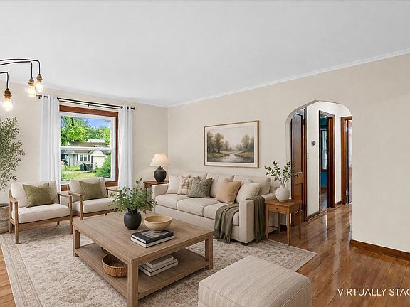 5th image of 337 N 110th STREET