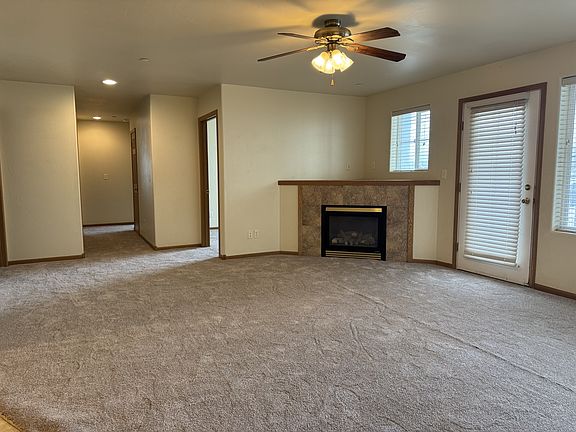 2nd image of 111 N Shore Dr APT 4