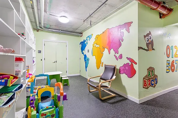 Rented by Safdie Realty Group | media 42