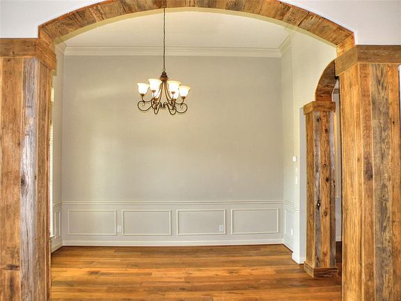 5th image of 1608 Heather Springs Ln