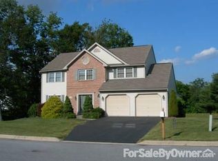 1876 Laura Ln, Pottstown, PA 19464