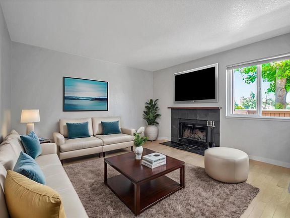 4th image of 2585 Westberry Drive