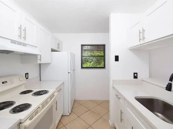 6545 SE Federal Hwy APT 203, Stuart, FL 34997