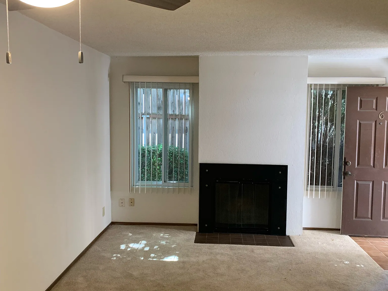 2 bed, 1000 sqft, $1,350 — Photo 4