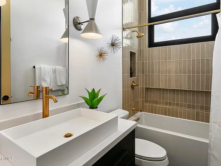 4207 E Campbell Ave — Photo 44