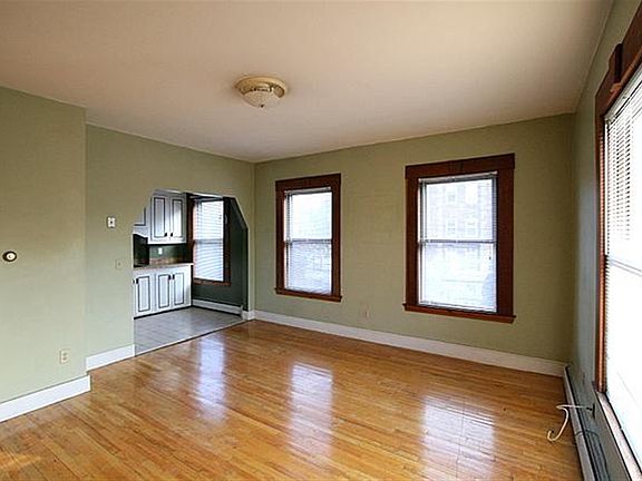 2nd image of 5 Wendell St