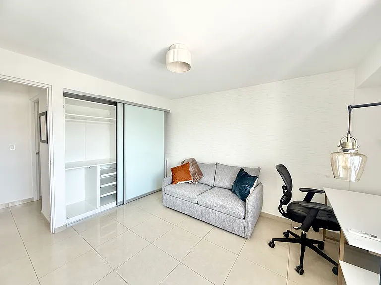 303 Calle Villamil Metro Plz — Photo 14