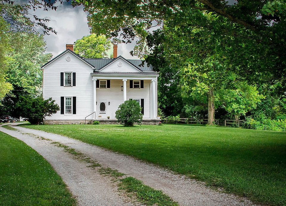 Country Charm on Wades Mill