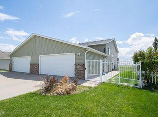 4814 51st Ave S, Fargo, ND 58104