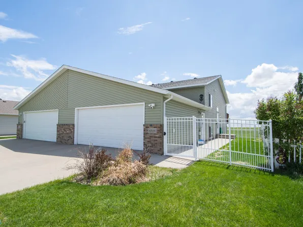 4814 51st Ave S, Fargo, ND 58104