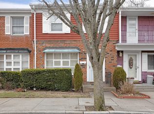 350 N Corona Ave APT 14, Valley Stream, NY 11580