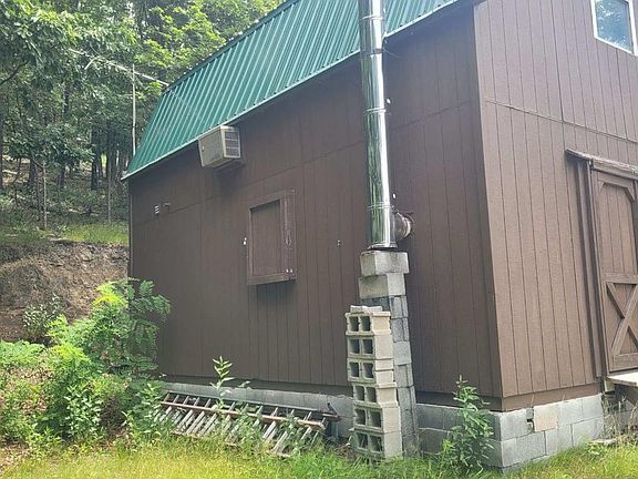 2nd image of 312 Outlook Ln