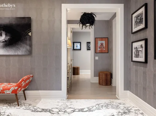 212 Fifth Avenue image 7 of 25