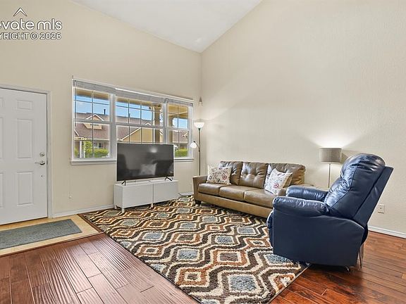 5th image of 1272 Paula Cir