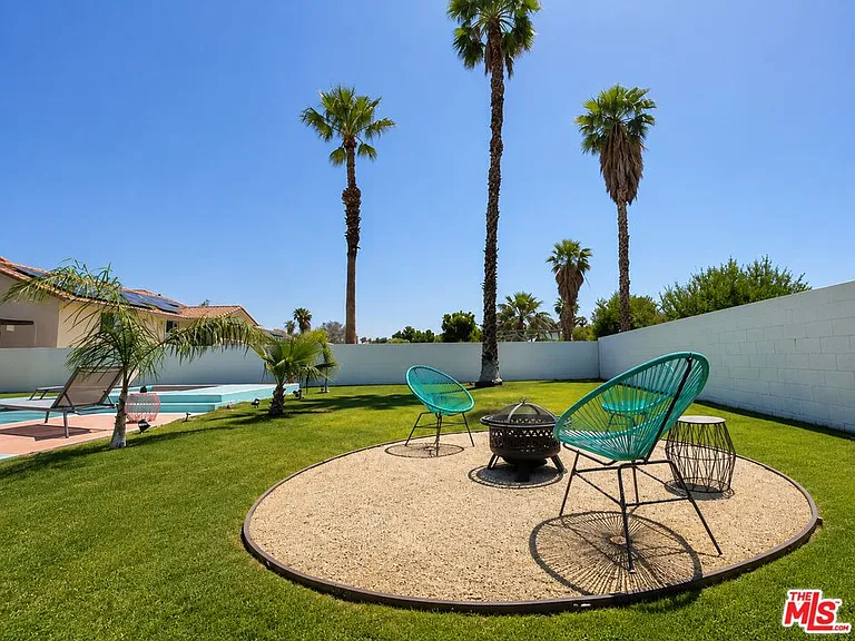68725 Tachevah Dr — Photo 22