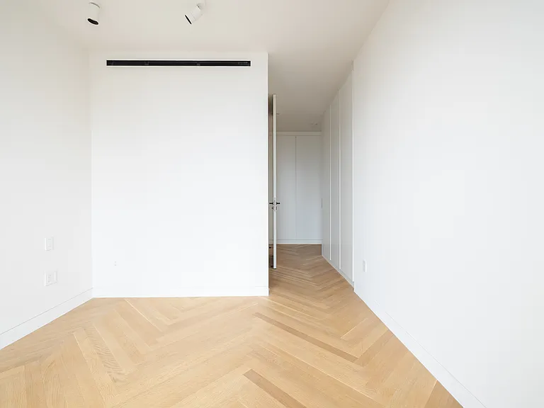 16 W 40th St #30B — Photo 4