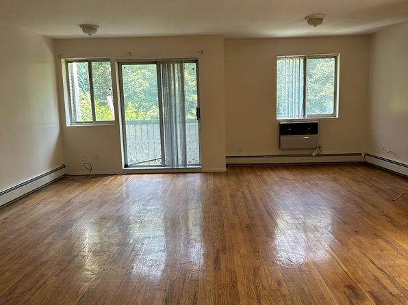 7630 Grand Central Pkwy APT 3