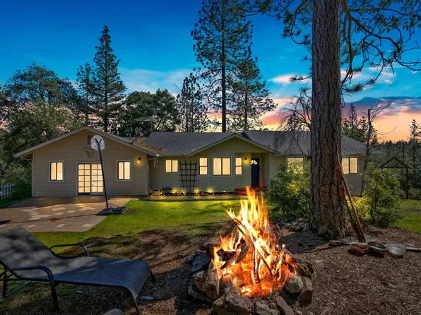 14901 Manzanita Rd, Sutter Creek, CA 95685