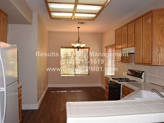 4th image of 208 Stavros Ct