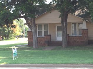 203 Barnes Ave, Alva, OK 73717