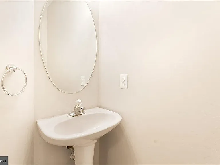 2651 Park Tower Dr #113 — Photo 25