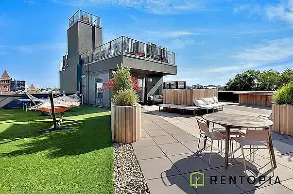 Rented by Rentopia | media 25