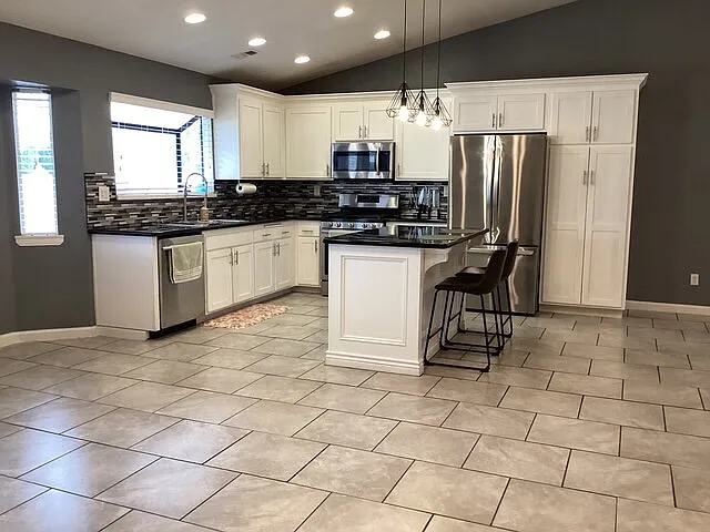 3129 Golfwood Ct — Photo 9