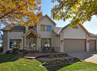 5661 Oak View Ct, Savage, MN 55378