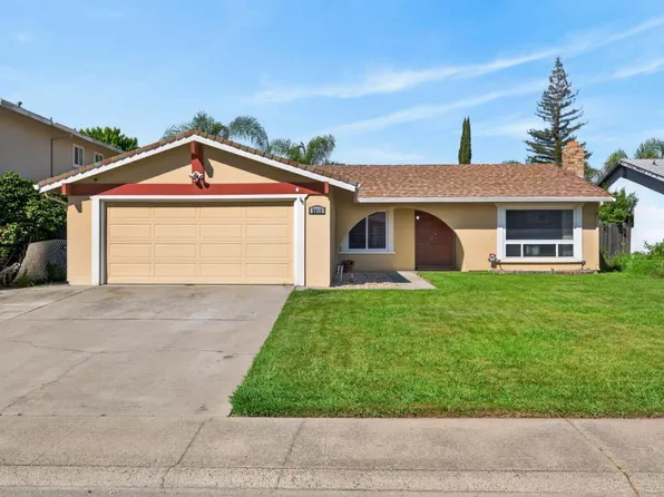 2612 Stonehaven Dr, Sacramento, CA 95827