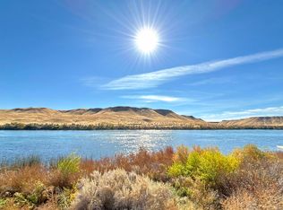 9275 W Osprey St, Hammett, ID 83627