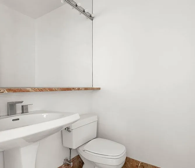 245 E 93rd St #24J — Photo 8
