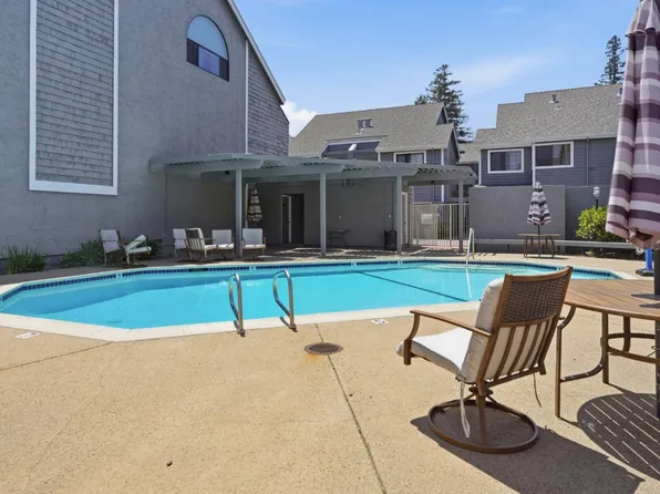 1166 Capri Dr, Campbell, CA 95008