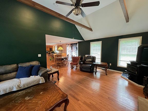 4th image of 79 Sargent Road