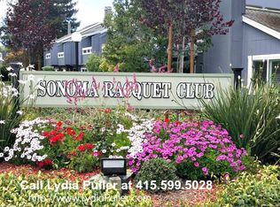 593 Racquet Club Cir, Rohnert Park, CA 94928