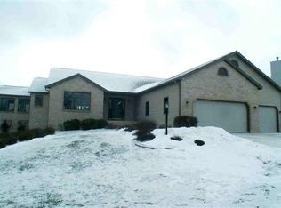 705 Brook St, Deforest, WI 53532