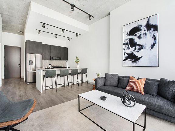 3rd image of 34 W Superior St #305