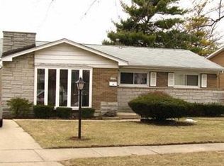 15226 Hamlin Ave, Midlothian, IL 60445