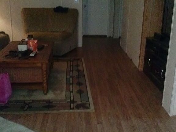 3rd image of 18536 12th Ave