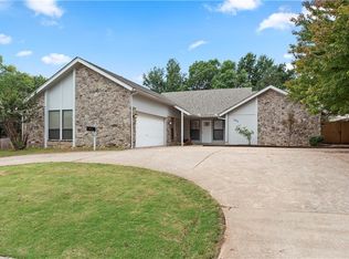 1908 Thunderbird Blvd, Edmond, OK 73013
