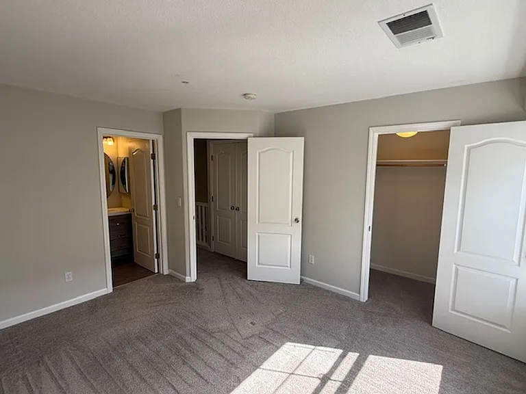 9 Ashford Pl — Photo 21