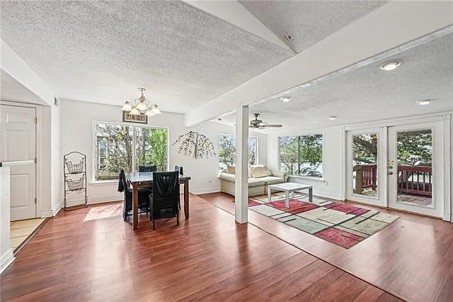 114 Marina Dr — Photo 6