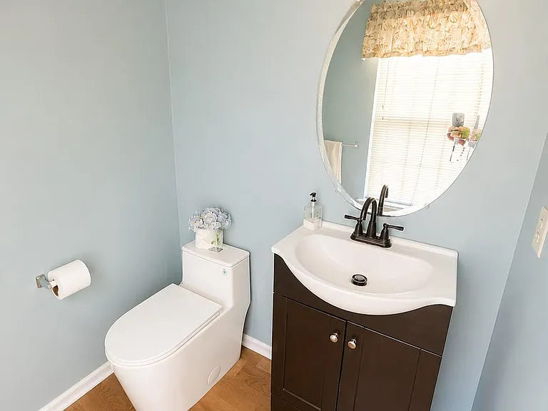 4037 Runnymead Dr — Photo 14