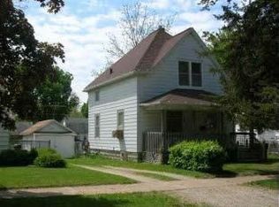 909 Kern St, Waterloo, IA 50703