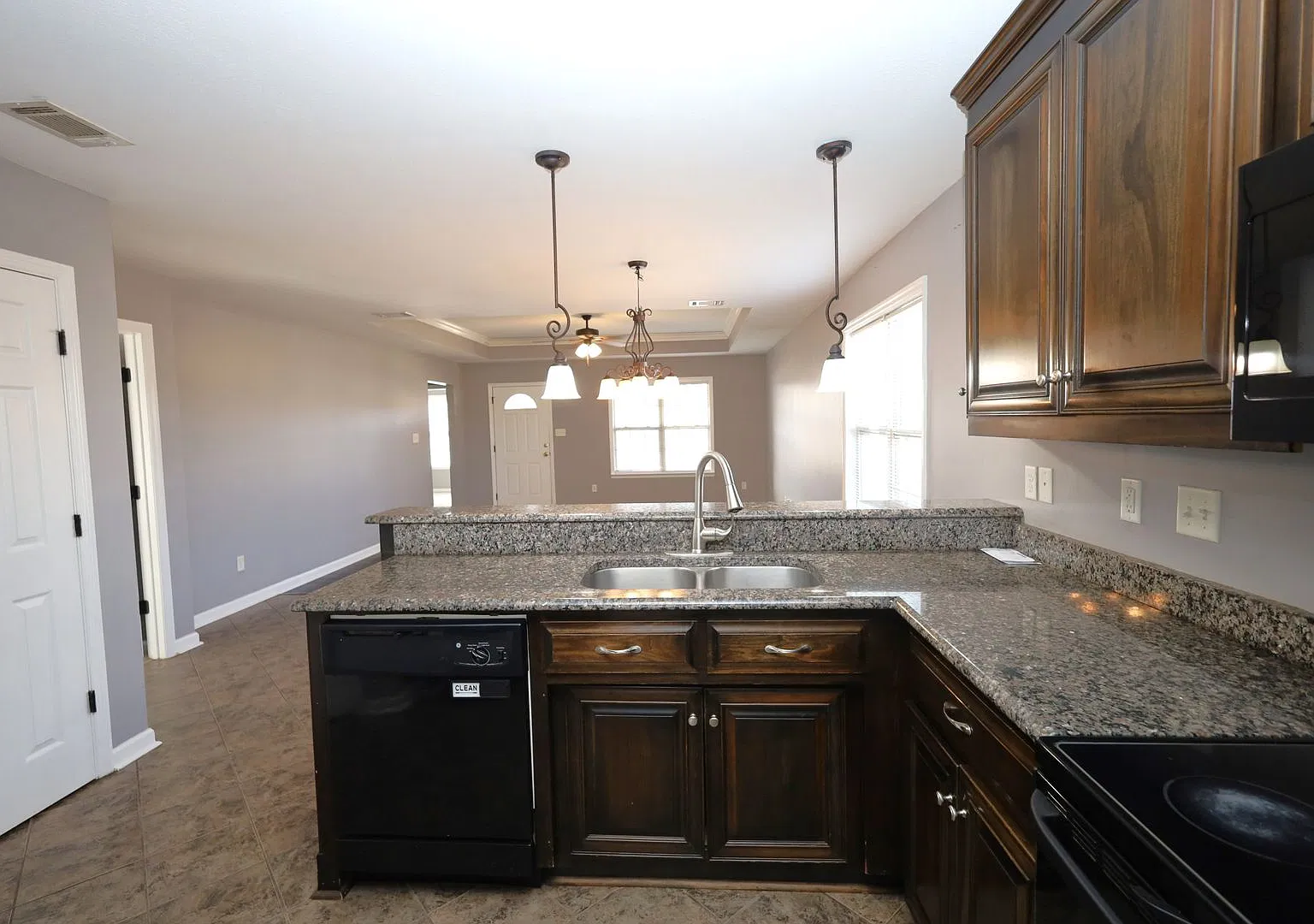 1445 San Bernardino Way (HVP) — Photo 4