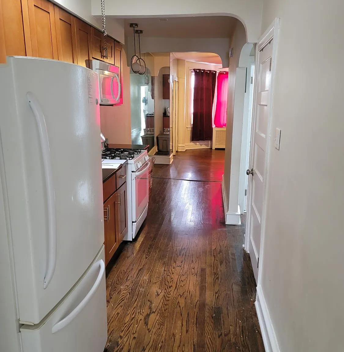 2 bed, 950 sqft, $1,300 — Photo 4