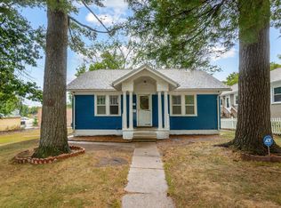 827 Steely St, Waterloo, IA 50703